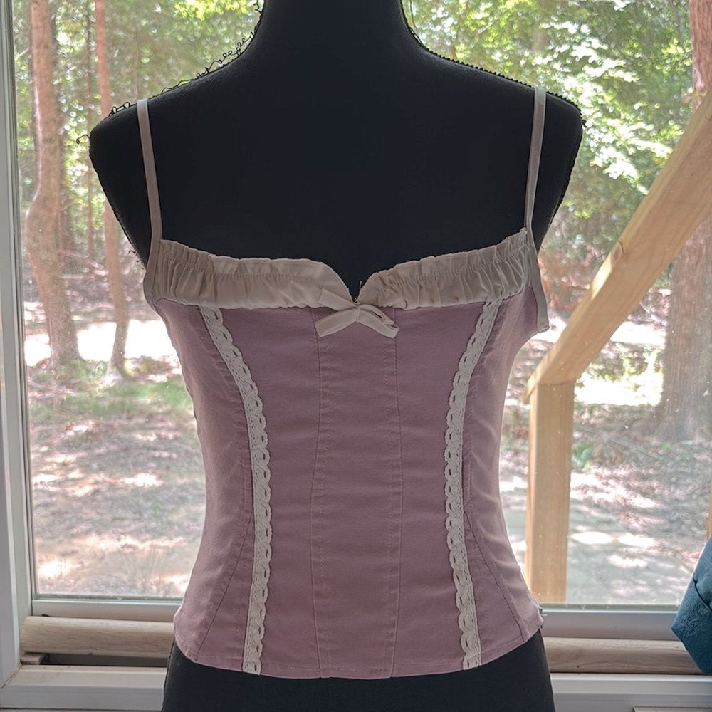 Set of 2 tops.